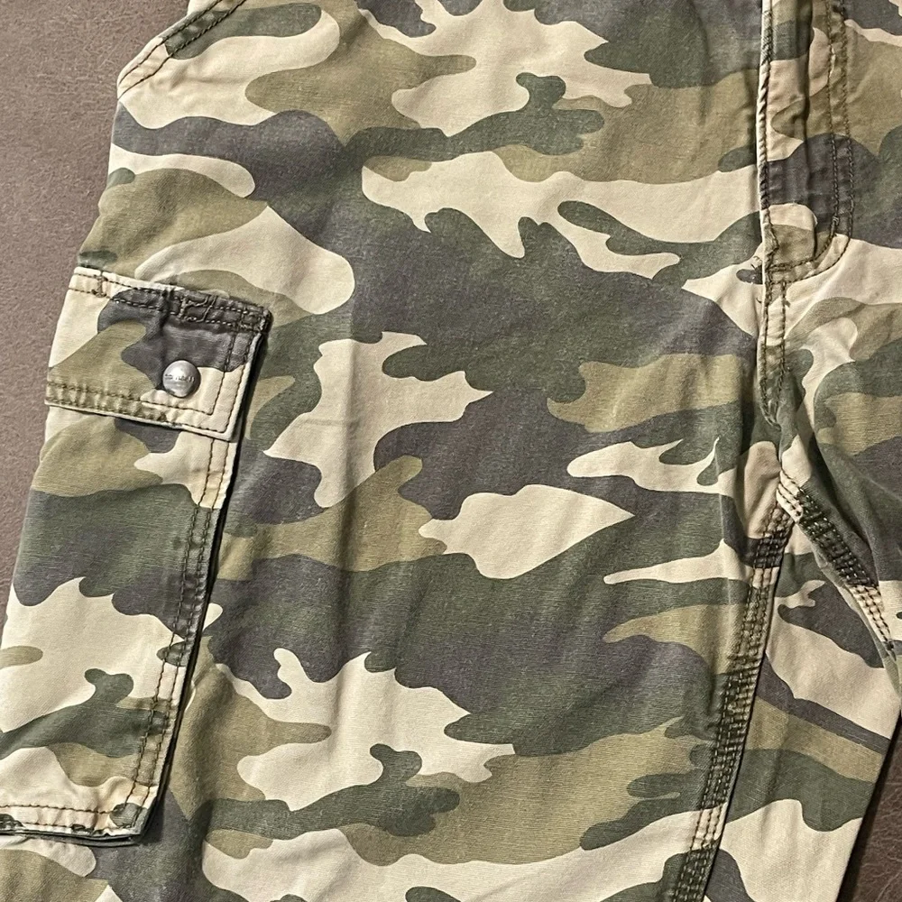 Carhartt Rugged Canvas Cargo Shorts Men’s 38 Relaxed Fit Camo Utility